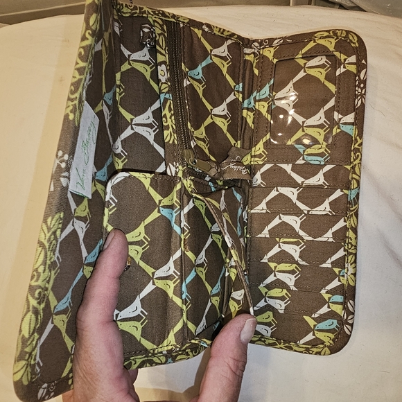 Vera Bradley Sitting In A Tree Women's TriFold Wallet - Picture 6 of 13